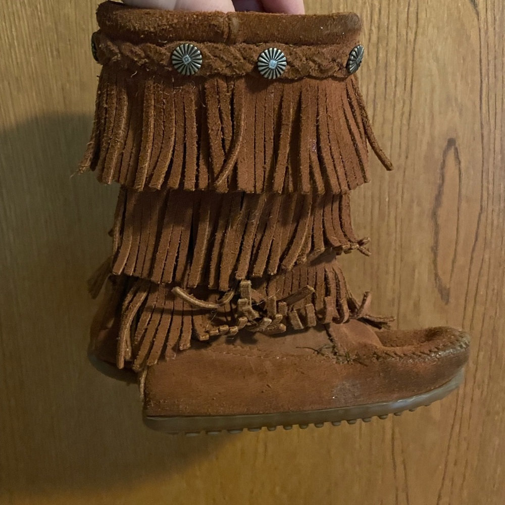 Minnetonka toddler boots